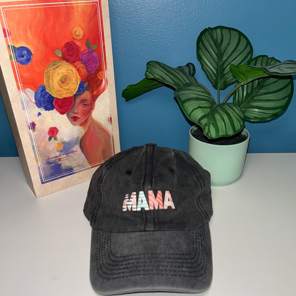 WOMENS DISTRESSED MAMA EMBROIDERED CAP